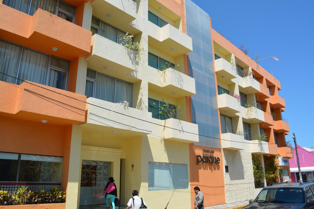 Hotel Del Parque Ciudad del Carmen Bagian luar foto