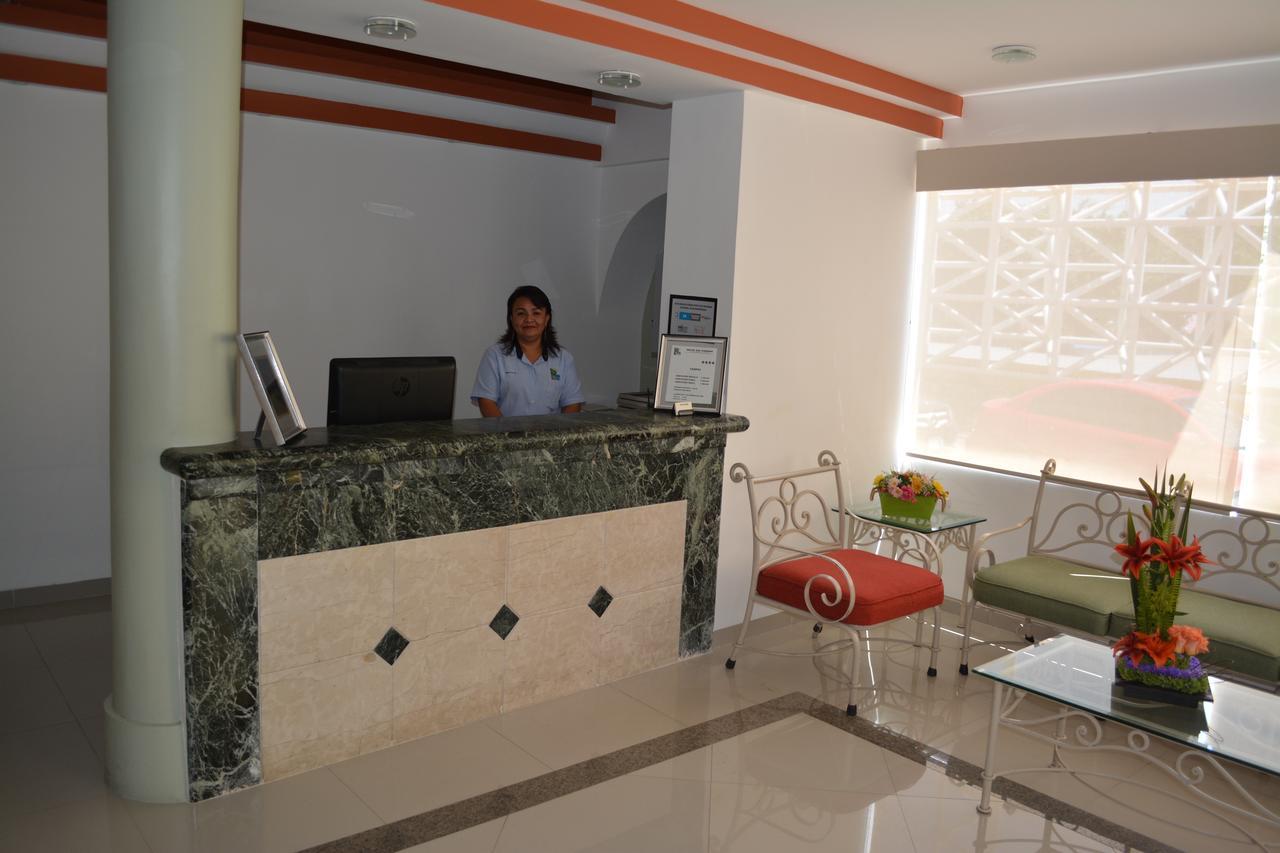 Hotel Del Parque Ciudad del Carmen Bagian luar foto